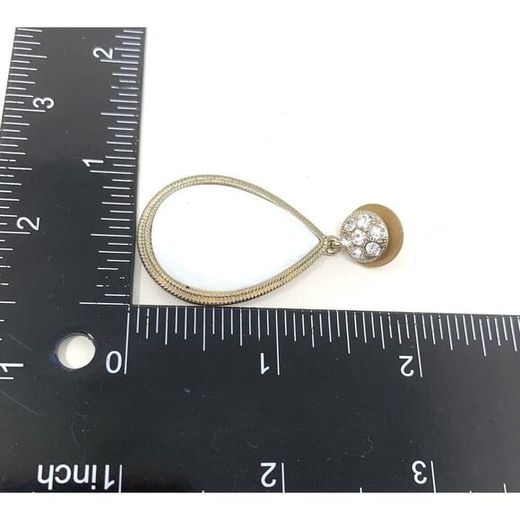 Vintage 1980's Monet Teardrop Dangle Pierced Earrings Faux MOP Couture Runway - Picture 5 of 6